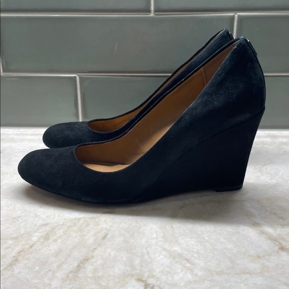 Coach Black Suede Wedge Pumps. Size 7. - Picture 2 of 8